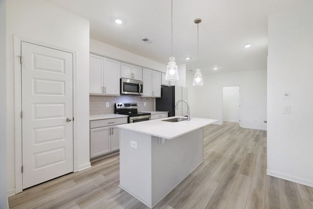 779 Coburg St, Gallatin, TN 37066