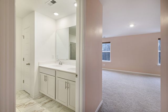 779 Coburg St, Gallatin, TN 37066