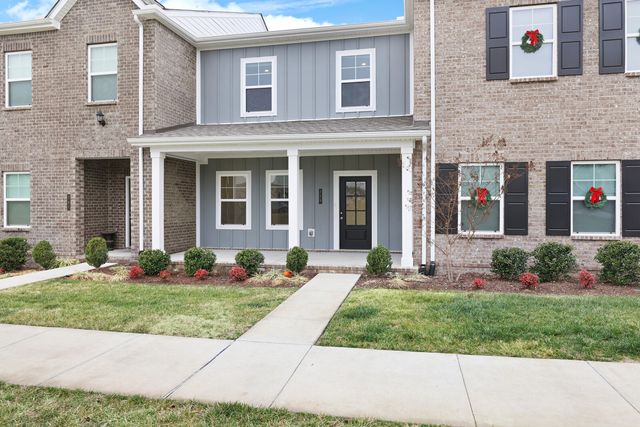 779 Coburg St, Gallatin, TN 37066