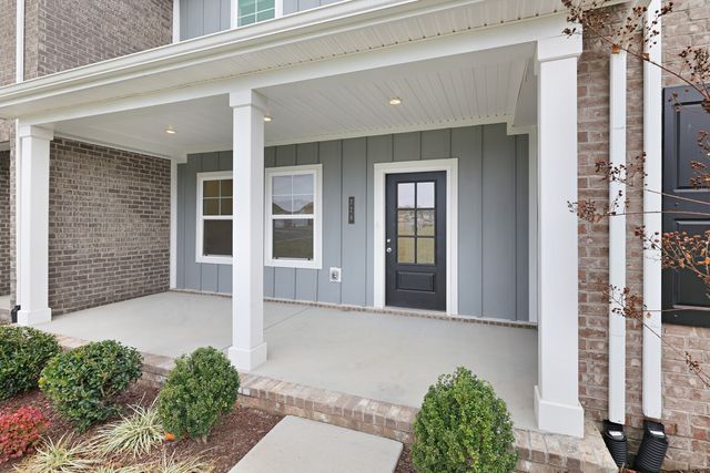 779 Coburg St, Gallatin, TN 37066