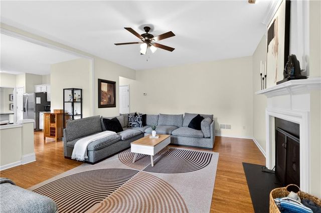 2130 Adderbury Lane SW, Smyrna, GA 30082