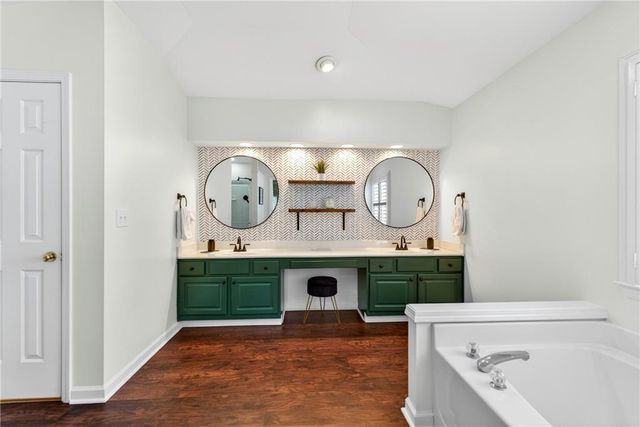 2130 Adderbury Lane SW, Smyrna, GA 30082