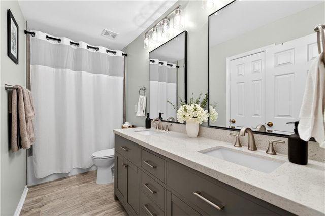 2130 Adderbury Lane SW, Smyrna, GA 30082