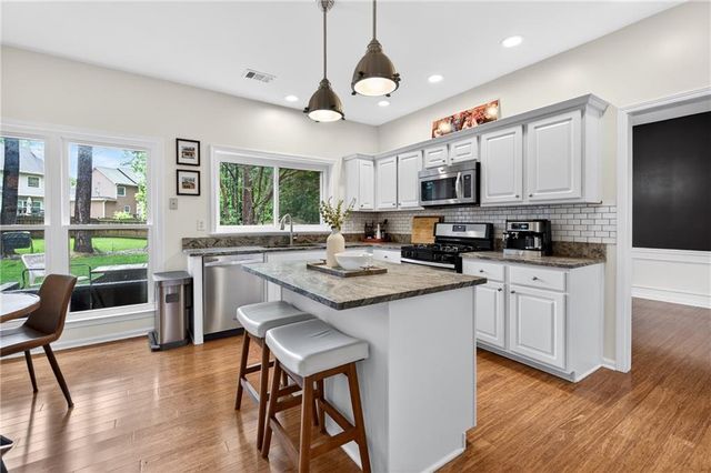 2130 Adderbury Lane SW, Smyrna, GA 30082