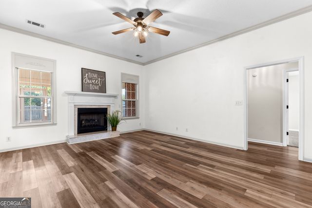 305 Thornwood Drive, Bonaire, GA 31005