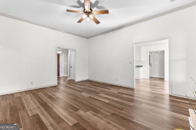 305 Thornwood Drive, Bonaire, GA 31005