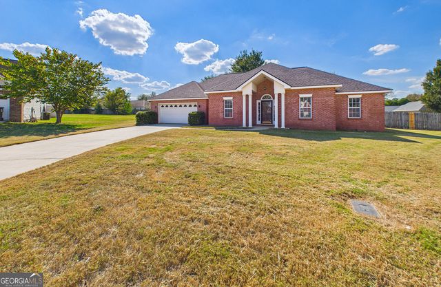 305 Thornwood Drive, Bonaire, GA 31005