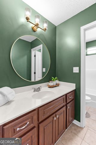 305 Thornwood Drive, Bonaire, GA 31005