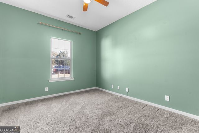 305 Thornwood Drive, Bonaire, GA 31005
