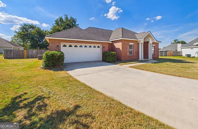 305 Thornwood Drive, Bonaire, GA 31005
