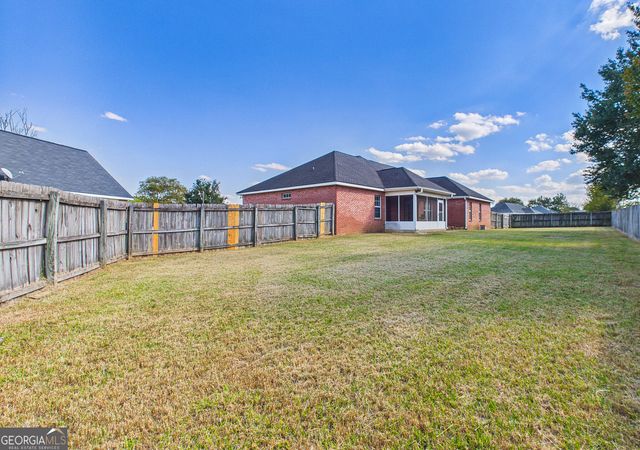 305 Thornwood Drive, Bonaire, GA 31005