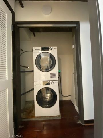 35 N Raymond, Pasadena, CA 91103