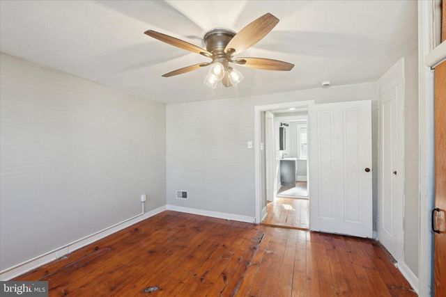 147 FOUNTAIN ST, Philadelphia, PA 19127