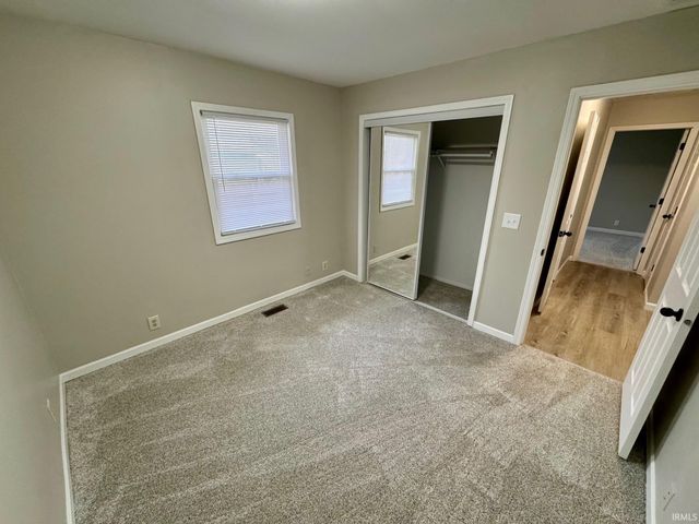 403 E Illinois Street, Princeton, IN 47670