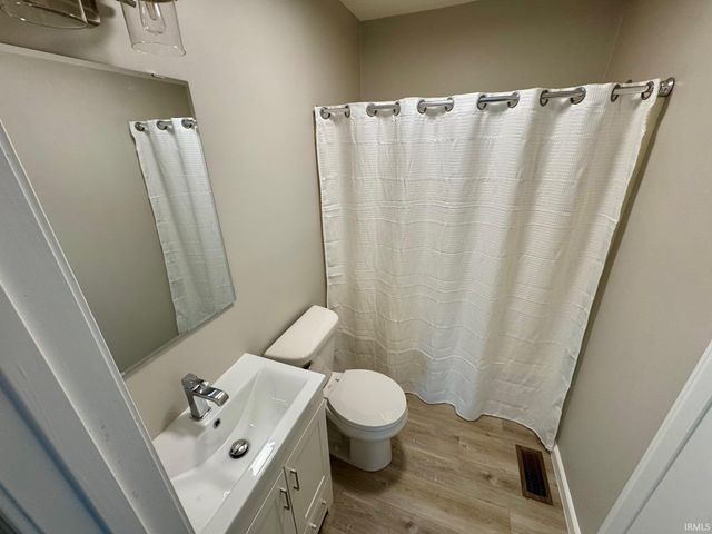 403 E Illinois Street, Princeton, IN 47670