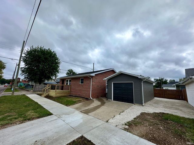 403 E Illinois Street, Princeton, IN 47670