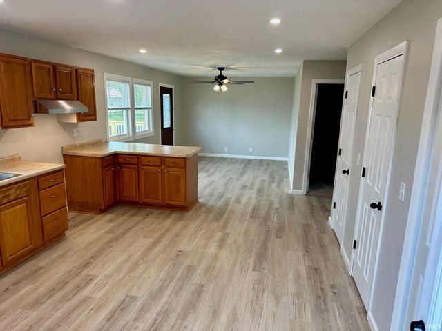 403 E Illinois Street, Princeton, IN 47670