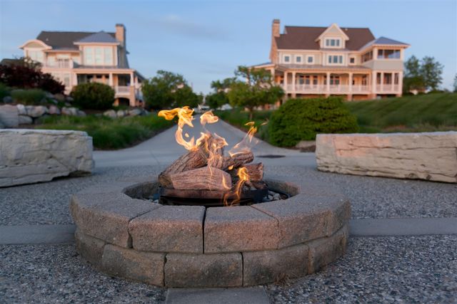 688 Waters Edge Drive, South Haven, MI 49090