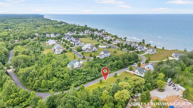 688 Waters Edge Drive, South Haven, MI 49090