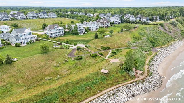 688 Waters Edge Drive, South Haven, MI 49090