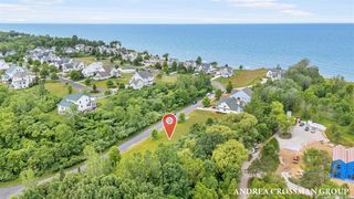 688 Waters Edge Drive, South Haven, MI 49090