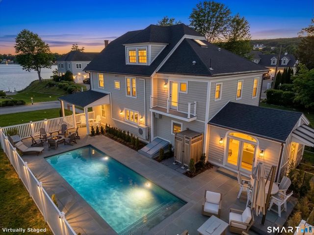 22 Park Drive, Waterford, CT 06385