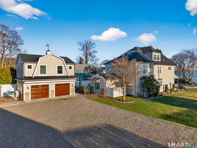 22 Park Drive, Waterford, CT 06385