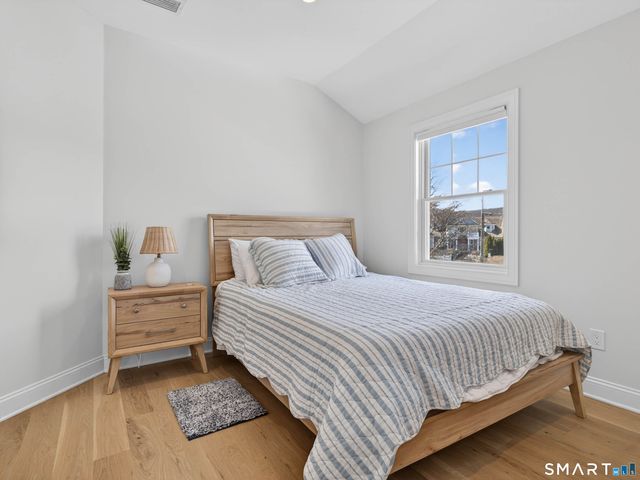 22 Park Drive, Waterford, CT 06385