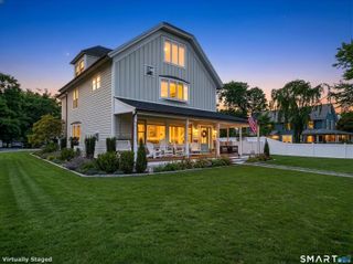 22 Park Drive, Waterford, CT 06385