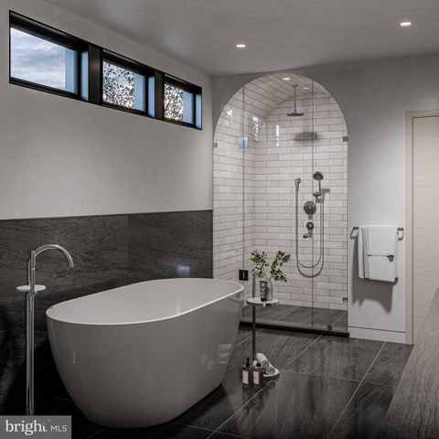 2004 WAVERLY ST, Philadelphia, PA 19146