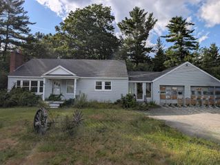 45 Cushing Boulevard, Rochester, NH 03867