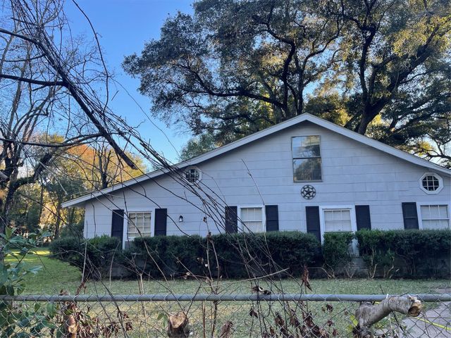 255 Frank Street A-B, Kountze, TX 77625