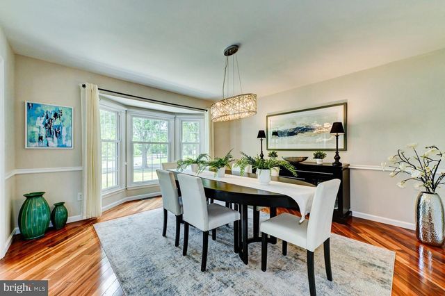 17 FINDLEY LN, West Windsor, NJ 08550