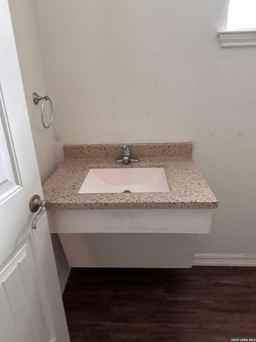 1314 W WOODLAWN AVE, San Antonio, TX 78201