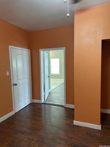1314 W WOODLAWN AVE, San Antonio, TX 78201