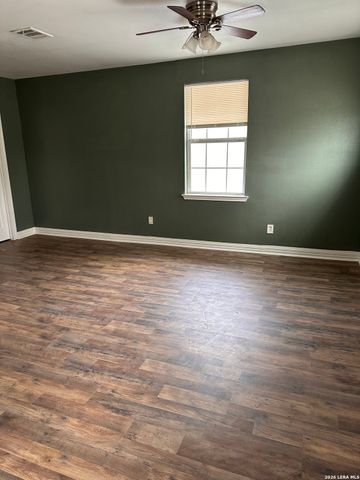 1314 W WOODLAWN AVE, San Antonio, TX 78201