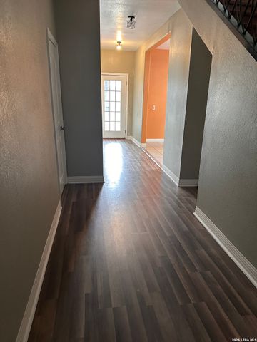 1314 W WOODLAWN AVE, San Antonio, TX 78201