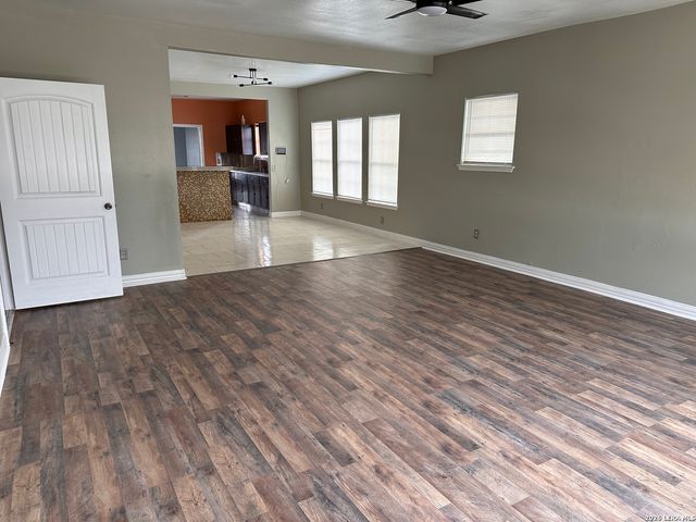 1314 W WOODLAWN AVE, San Antonio, TX 78201