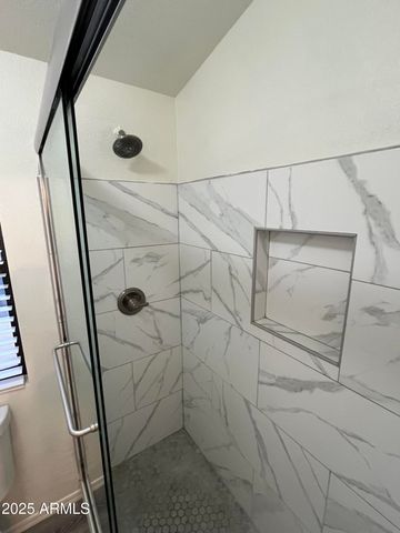 42 W LA VIEVE Lane, Tempe, AZ 85284