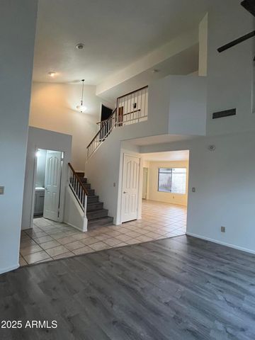 42 W LA VIEVE Lane, Tempe, AZ 85284