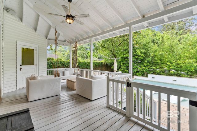 3863 Old Shell Road, Mobile, AL 36608