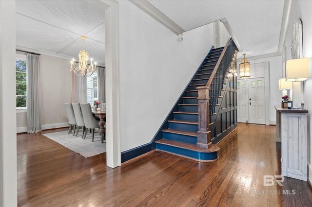 3863 Old Shell Road, Mobile, AL 36608
