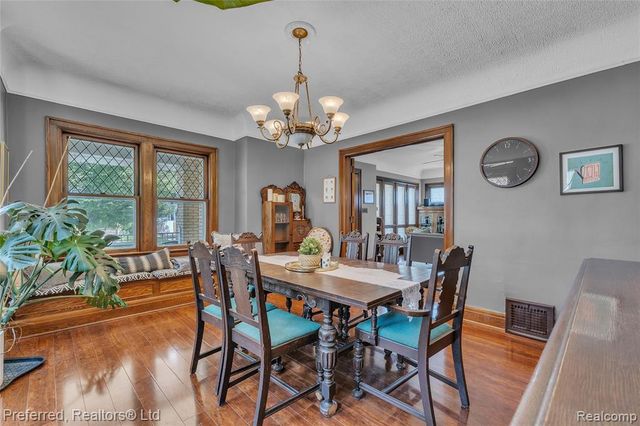 190 Crocker Boulevard, Mount Clemens, MI 48043