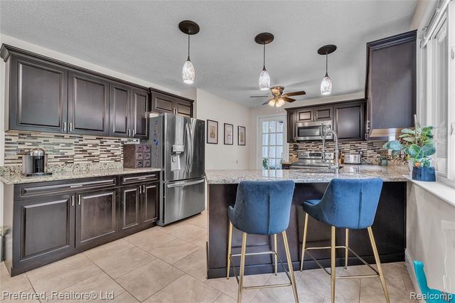 190 Crocker Boulevard, Mount Clemens, MI 48043