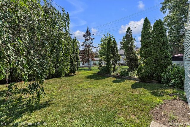 190 Crocker Boulevard, Mount Clemens, MI 48043
