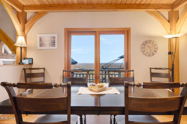 435 Cherokee Mountain Road, Jonesborough, TN 37659