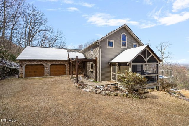 435 Cherokee Mountain Road, Jonesborough, TN 37659