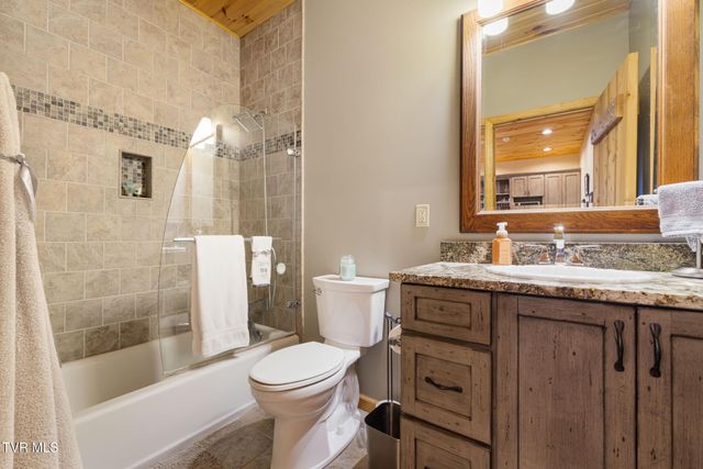 435 Cherokee Mountain Road, Jonesborough, TN 37659