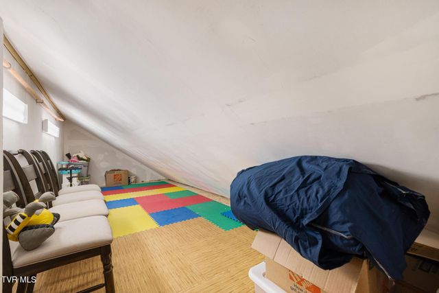 435 Cherokee Mountain Road, Jonesborough, TN 37659