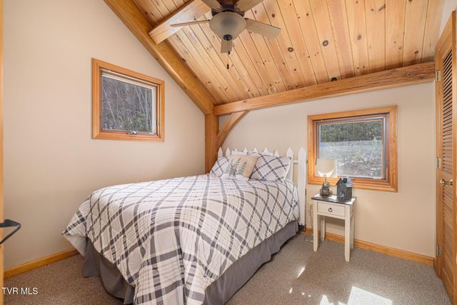 435 Cherokee Mountain Road, Jonesborough, TN 37659